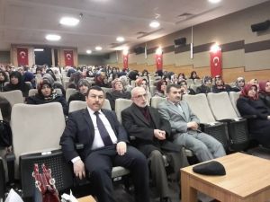 Yozgat Müftülüğü ’göç Bağlamında Saadetin Mimarları’ Konulu Konferans Düzenledi