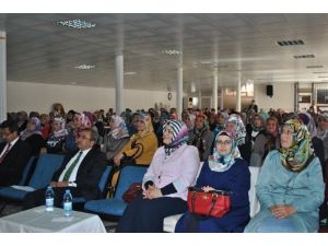 Manavgat Müftülüğünden Aile İçi Dayanışma Konferansı