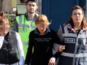 Kadın Hırsızlar Önce Kameraya Sonra Polise Yakalandı