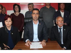 Chp Niğde İl Başkanı Ankara Saldırısı İle İlgili Basın Toplantısı Düzenledi