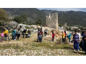 Doğa Ve Tarih İçin Yürüdüler