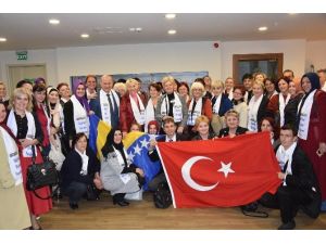 Bosnalı Kadınlardan Ak Parti’ye Ziyaret