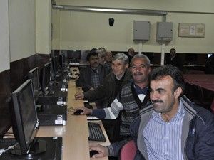 Seydişehir'de muhtarlara eğitim veriliyor