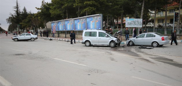 Beyşehir'de kaza: 1 ölü 2 yaralı