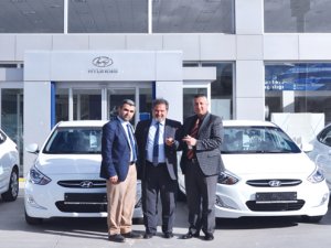 Interpharm 16 adet Hyundai Accent Blue aldı