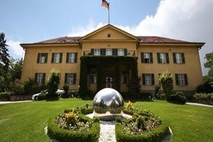 Almanya Ankara Büyükelçiliğini kapattı