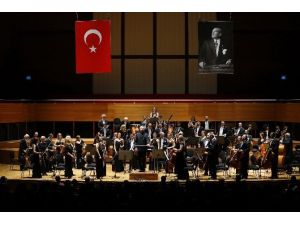 Konak’ta Zaferin 101. Yılına Özel Konser