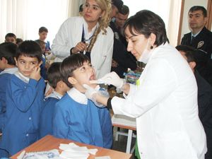 Seydişehir'de öğrencilere diş taraması yapıldı