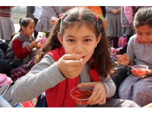 Güneydoğu Gazisinden Hoşaf Ve Ekmekli Hayır