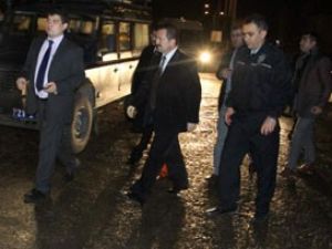 Polis aracına saldırı: 1 şehit