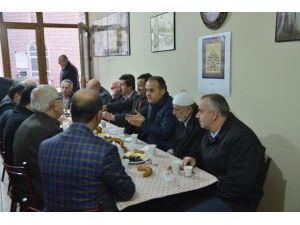 "Bereket Sofrası"nda Şehitler İçin Dua Edildi