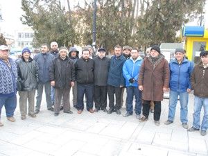 Bin ailenin ekmeğiyle oynamayın
