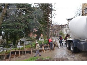 Görele’de Tarihi Mezarlıklar Yenileniyor