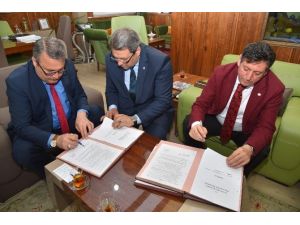 Yunusemre Belediyesinde Sosyal Denge Sözleşmesi İmzalandı
