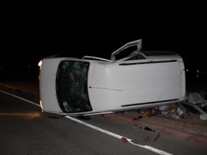 Konya'da otomobille kamyonet çarpıştı: 7 yaralı