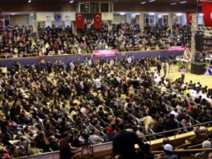 Mekke sevgisi salonlara sığmadı!