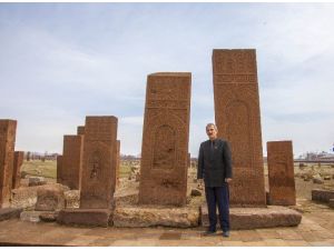 Asimder Temsilcisi Ermiş’in Ahlat Ziyareti