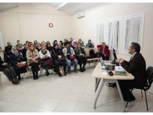 Akademi Mesnevi Okumaları Dersleri Başladı