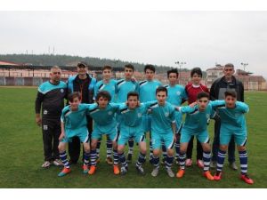 U-15 Türkiye Şampiyonasına Katılan Bilecik İl Özel İdarespor 3 Puanla Tanıştı