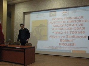 Fırıncılara hijyen eğitimi veriliyor