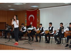 Kulp’un Eski Ve Yeni Müdürleri Müzik Dinletisinde Bir Araya Geldi