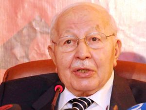 Erbakan aktif siyasette