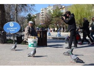 (Özel Haber) Yüzde 90 Görme Engeliyle Kameramanlık Yapıyor