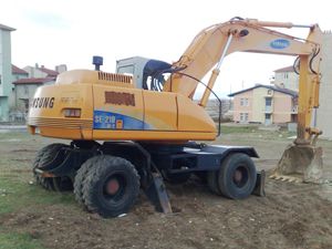 İşsizlerin yeni umudu kepçe operatörlüğü