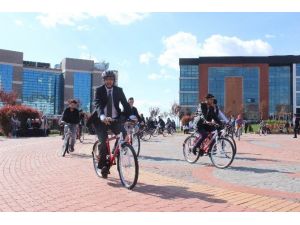 7 Aralık Üniversitesi’ne 200 Bisiklet Teslim Edildi