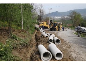 Taşburun Mahallesinde Alt Yapı Çalışmaları Devam Ediyor