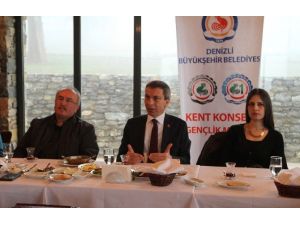 Gençlik Merkezi Üyeleri Denizli’de Toplandı