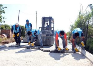 Erdemli Belediyesi’nin Yol Çalışmaları Tömük’te Devam Ediyor
