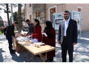 Hz. Fatıma’nın Doğum Günü Dolayısıyla Baklava İkram Edildi