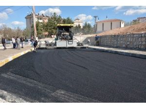 Altınşehir Mahallesinde Asfaltlama Çalışması Yapıldı