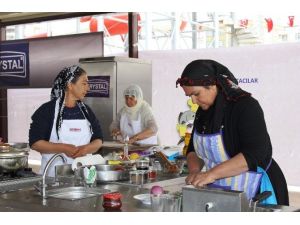 Halfeti İlçesi Yöresel Yemek Yarışmasında Birinci Oldu