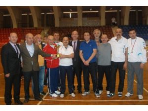 Sporla Stres Atan Aydınlı Öğretmenler Ödüllerine Kavuştu