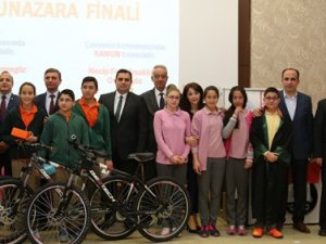 Münazarada final