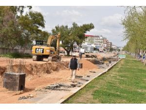 Demirel Bulvarı’nda Drenaj Çalışmaları Başladı