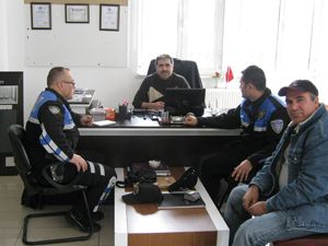Aksaray'da polisten esnaf ziyareti