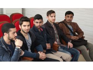 Yabancı Öğrencilere Türkçe Dersi