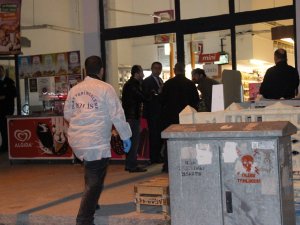 Market Çalışanı Bıçakla Gasp Edildi
