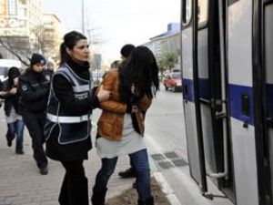 PKK gençliğine operasyon: 12 gözaltı