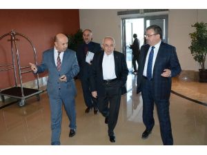 Ak Parti İstanbul Milletvekili Ekrem Erdem Afyonkarahisar’da