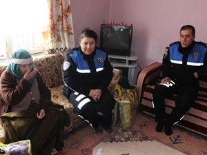 Toplum destekli polislerden ziyaret