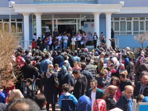 Gençlik bahar sınavına yoğun ilgi