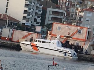 İlk mülteci kafilesi Türkiye'ye doğru yola çıktı