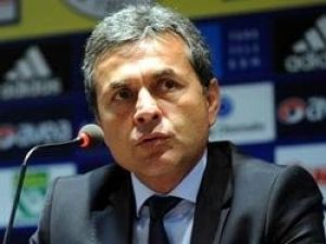 Aykut Kocaman Konya Torku Şeker maçında tribünde