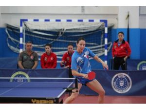 Bursa Büyükşehir Belediyesporlu Raketler Finalde