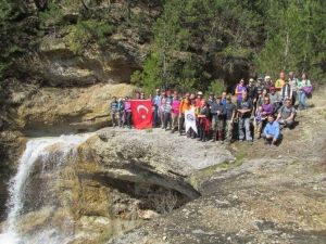 Afdos Üyeleri Suuçtuğu Şelalesi’ni Gezdi