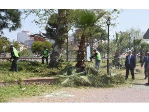 İncirliova Belediyesi, Çamlıca Bulvarı’nı Temizledi